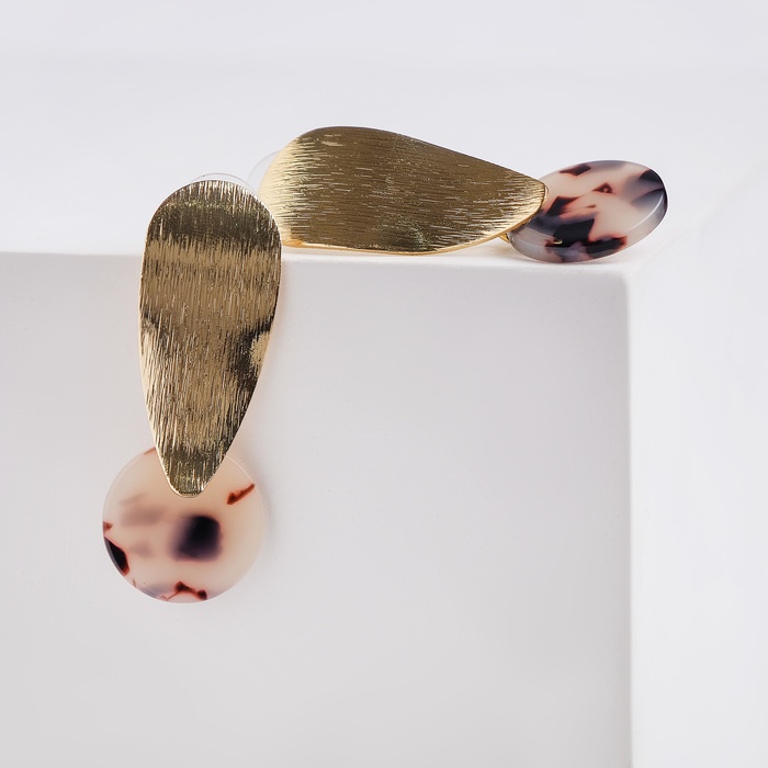 

Серьги Queen fair ассорти, Кейптаун, диски средние, леопард, черно-бежевые, в золоте, ассорти, Кейптаун, диски средние, леопард, черно-бежевые, в золоте