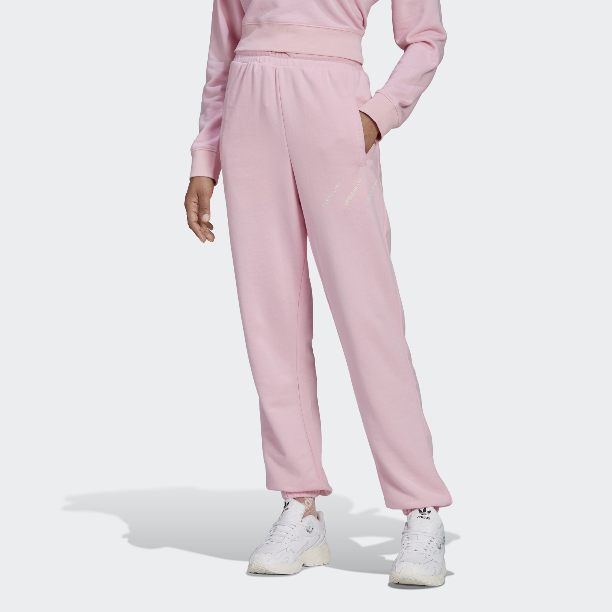 Спортивные брюки женские Adidas HM4873 розовые 36