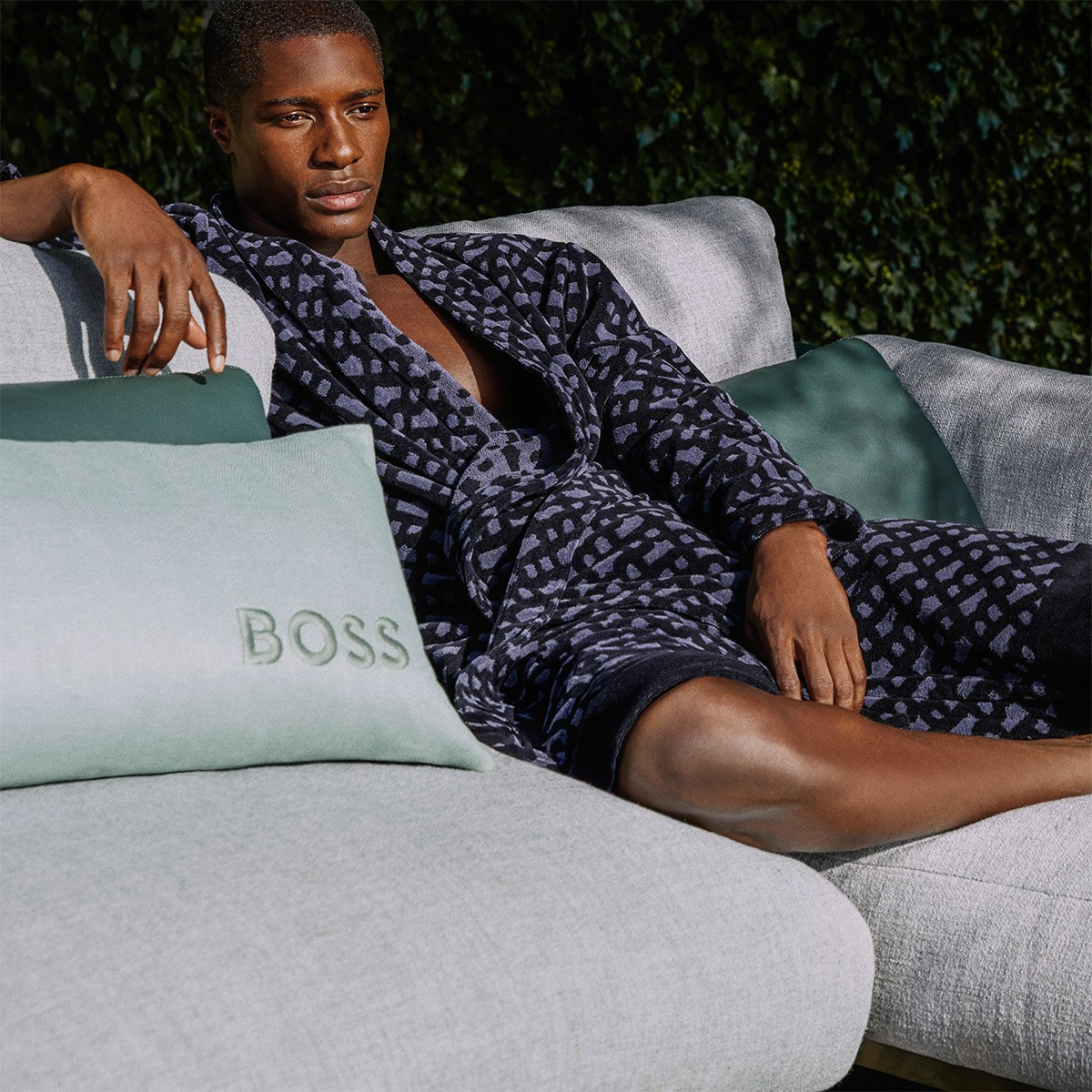 

Халат мужской HUGO BOSS Monogram черный M, Monogram