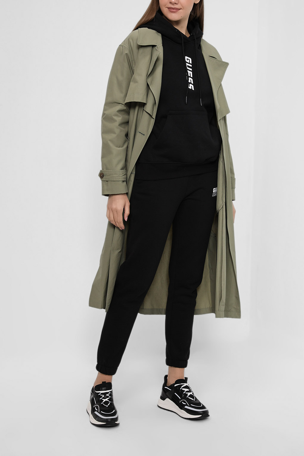 

Спортивные брюки женские Guess V2BB18 K9V34 черные XL, V2BB18 K9V34