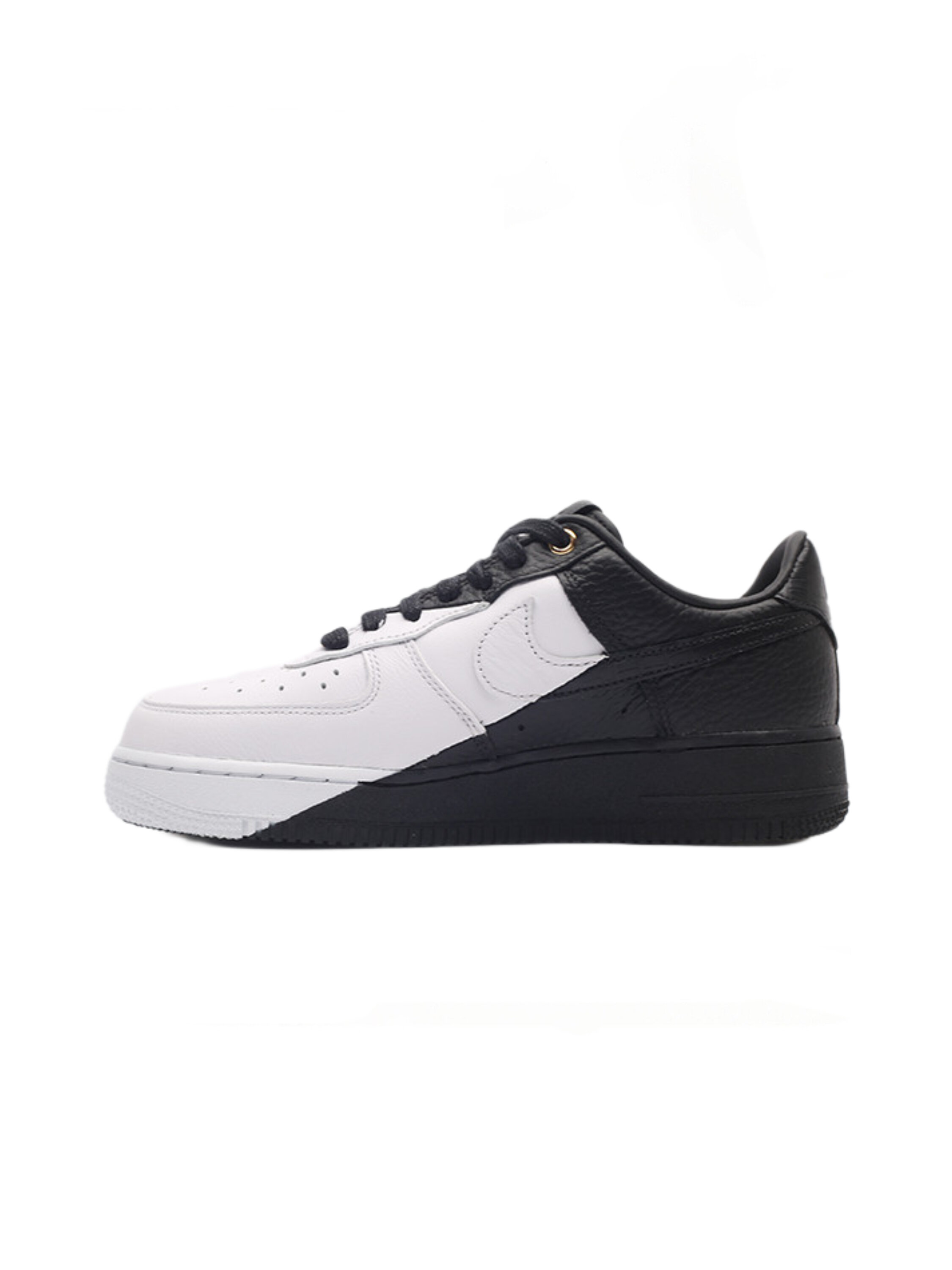 

Кеды мужские Nike Air Force 1 '07 белые 7.5 US, Белый, Air Force 1 '07