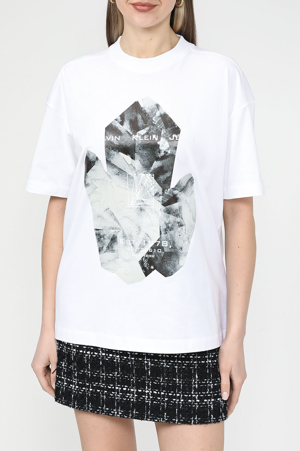 

Футболка женская Calvin Klein Jeans J20J222633 белая XS, Белый, J20J222633