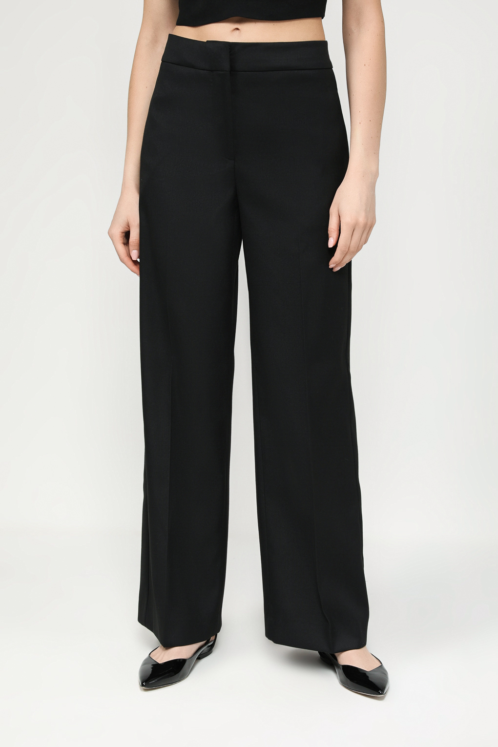 

Брюки женские Calvin Klein K20K206333 черные 40, Черный, K20K206333