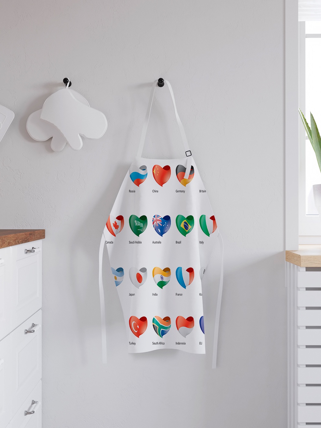 фото Фартук кухонный регулируемый "флаги мира сердечками", универсальный размер joyarty