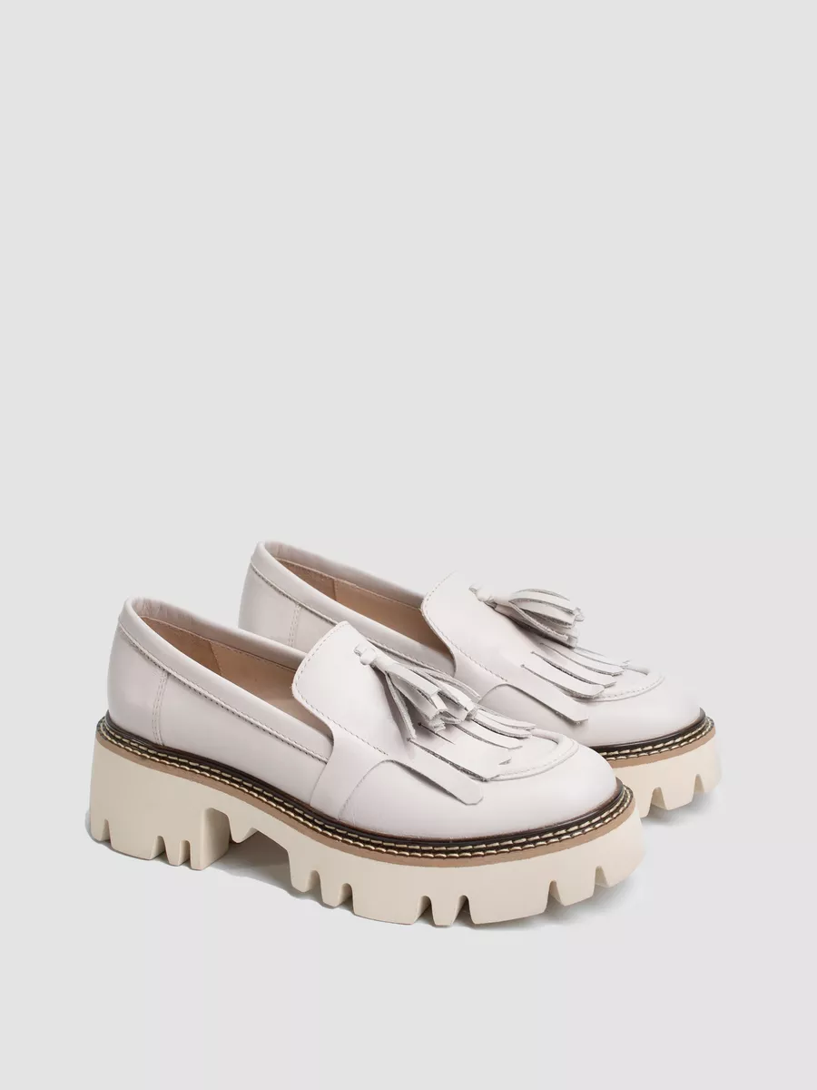 

Лоферы женские Reversal 550113 бежевые 38 RU, Бежевый, 550113