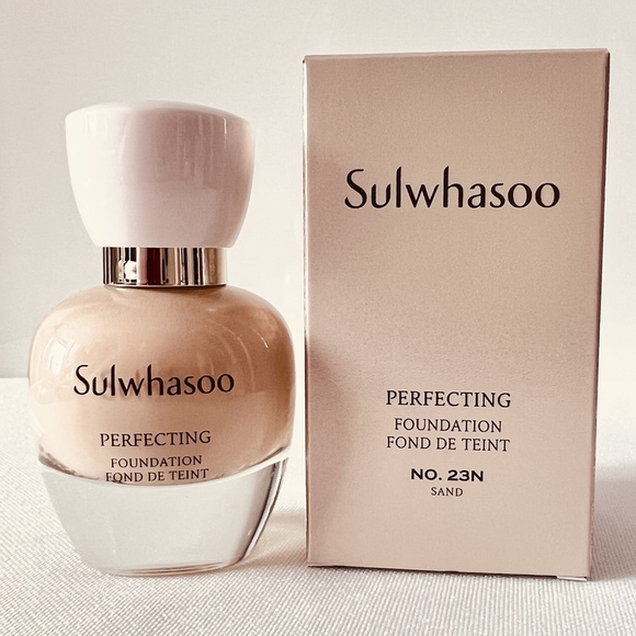 

Тональный крем Sulwhasoo тон 23 Perfecting Fondation Fond de Teint Мedium SAND 35 мл