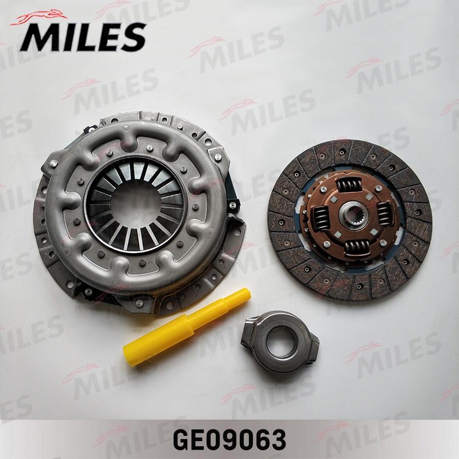 

Сцепление комплект (NISSAN ALMERA N16/PRIMERA P10/P11 1.5-2.0 81-03) (LUK 620236810) GE090