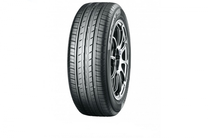 

Шины Yokohama BluEarth-Es ES32 R17 215/50 95V лето R2463, BluEarth-Es ES32