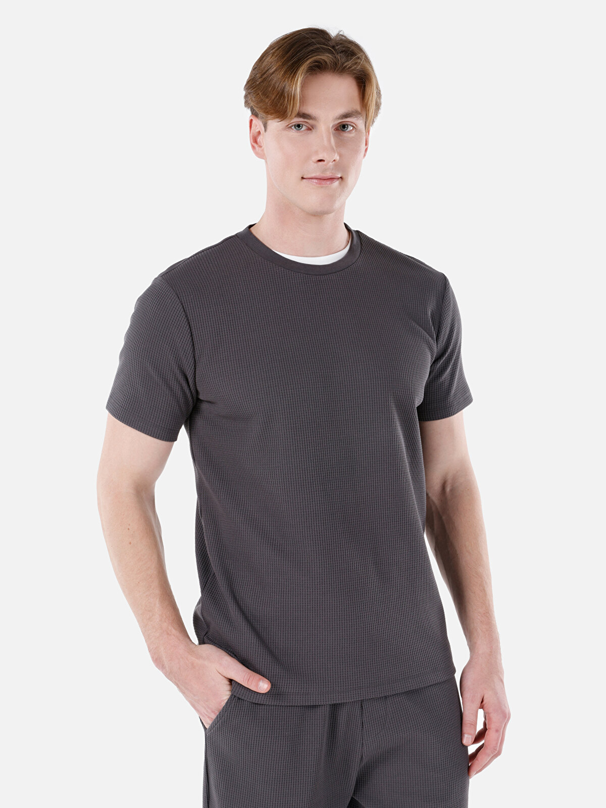 

Футболка мужская Colin's CL1067732 серая 2XL, Серый, CL1067732