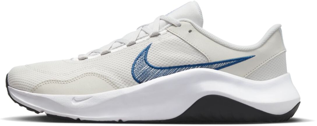 

Кроссовки мужские Nike M LEGEND ESSENTIAL 3 NN белые 12.5 US, Белый, M LEGEND ESSENTIAL 3 NN