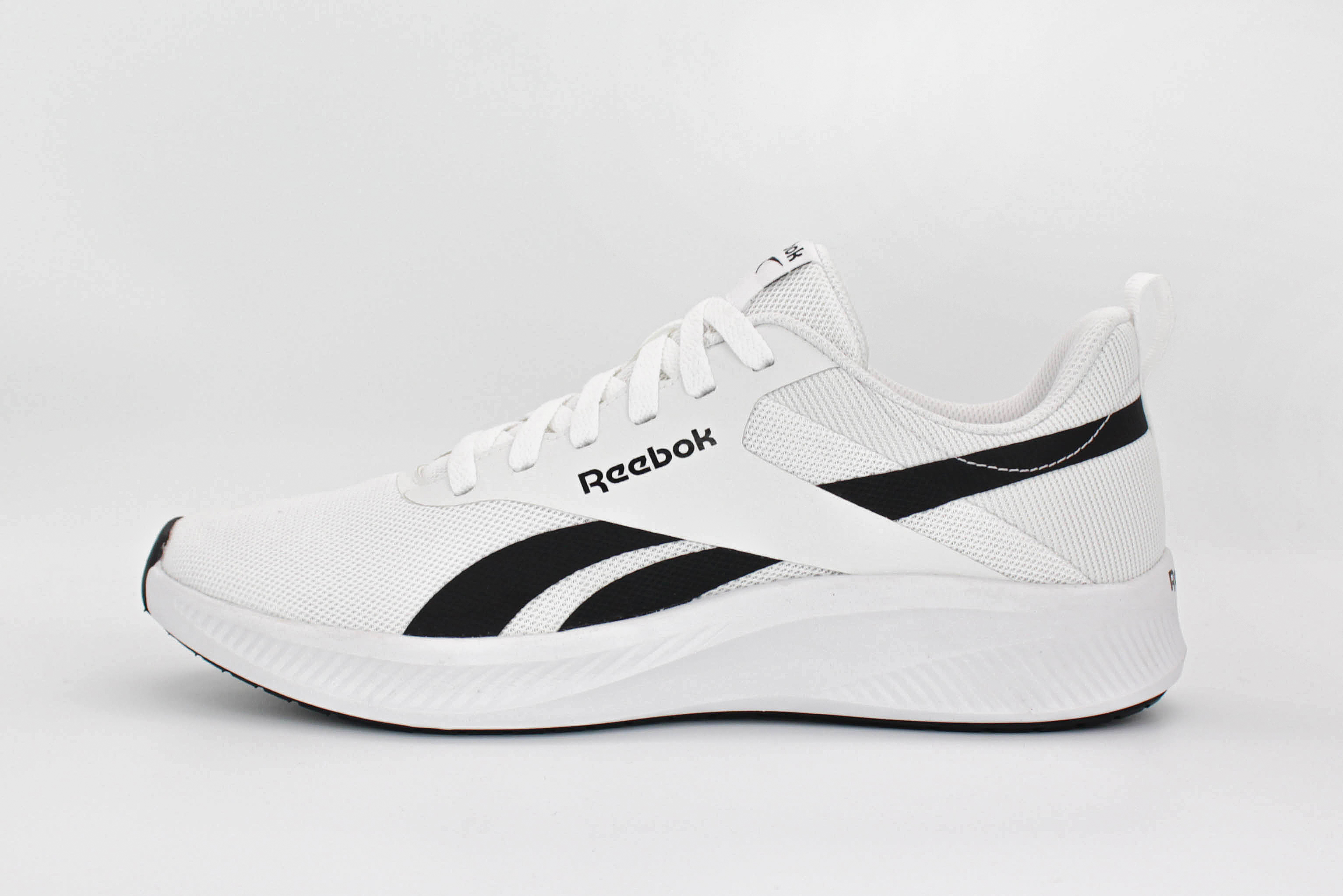 

Кроссовки унисекс Reebok RUNNER 2.5 белые 4.5 US, Белый, REEBOK RUNNER 2.5