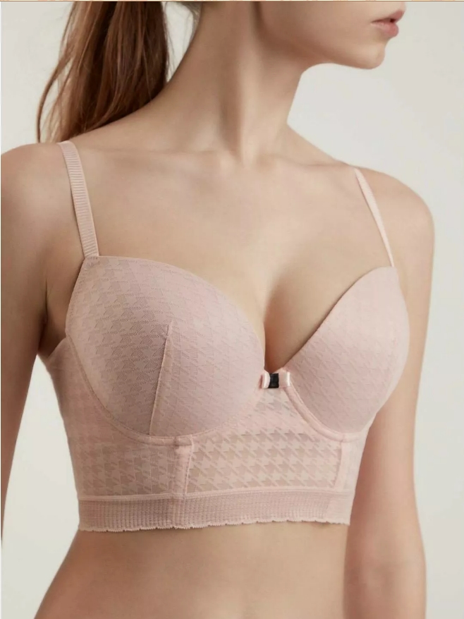 

Бюстгальтер CE BODY COUTURE RB3116, р.75D, камея