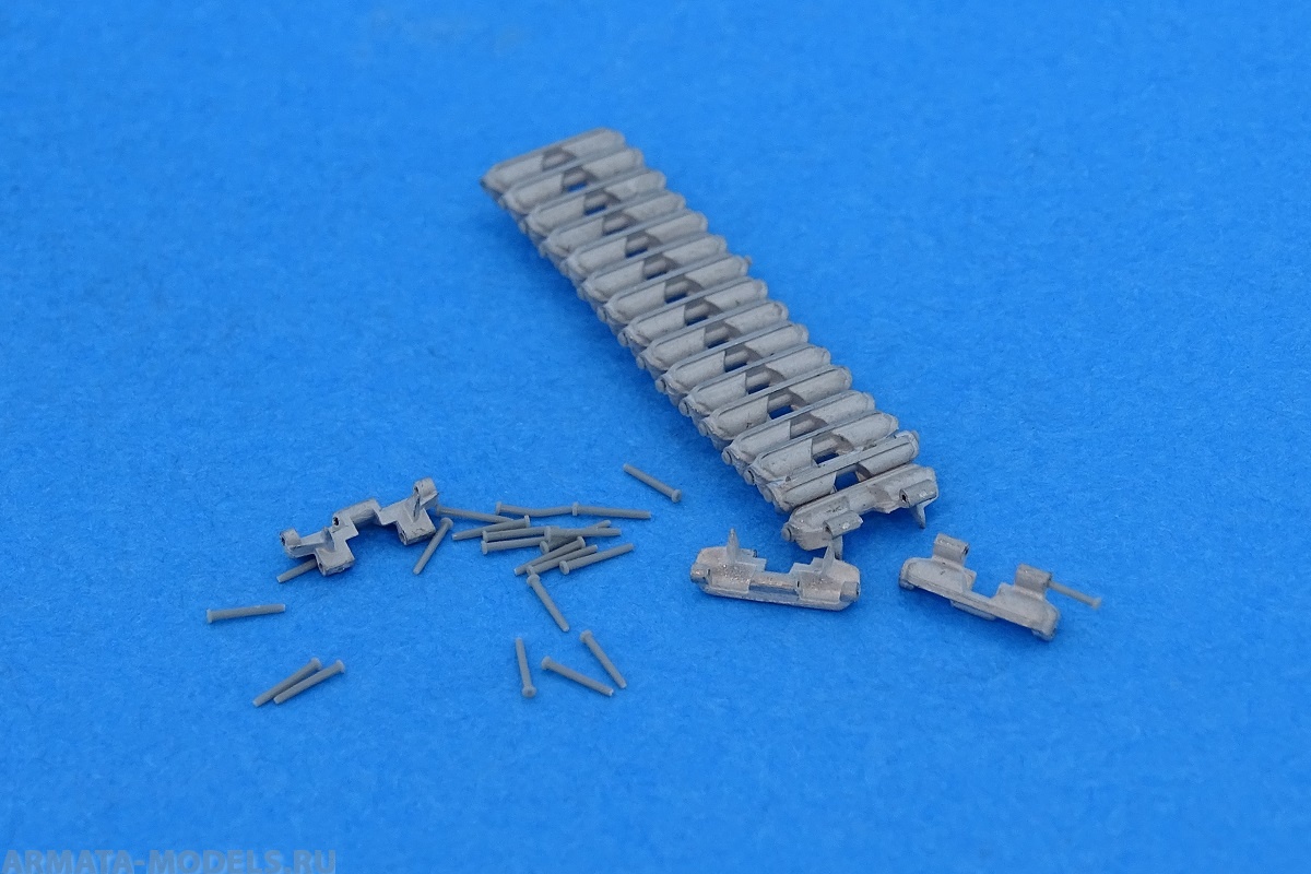 

MTL-35187 Tracks for Renault R35/R39