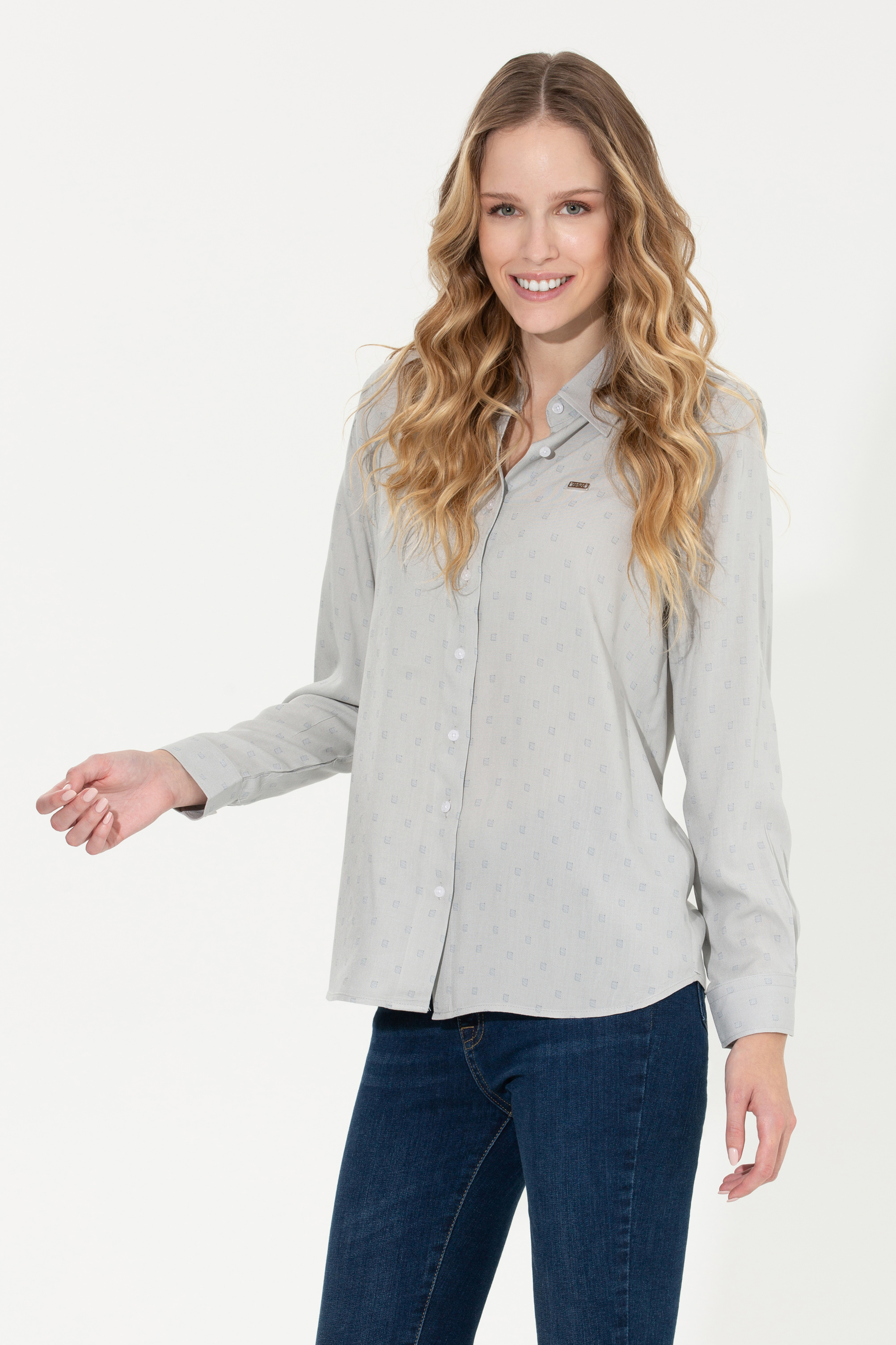 

Рубашка женская U.S. POLO Assn. G082GL0040BEYOND серая 34, Серый, G082GL0040BEYOND