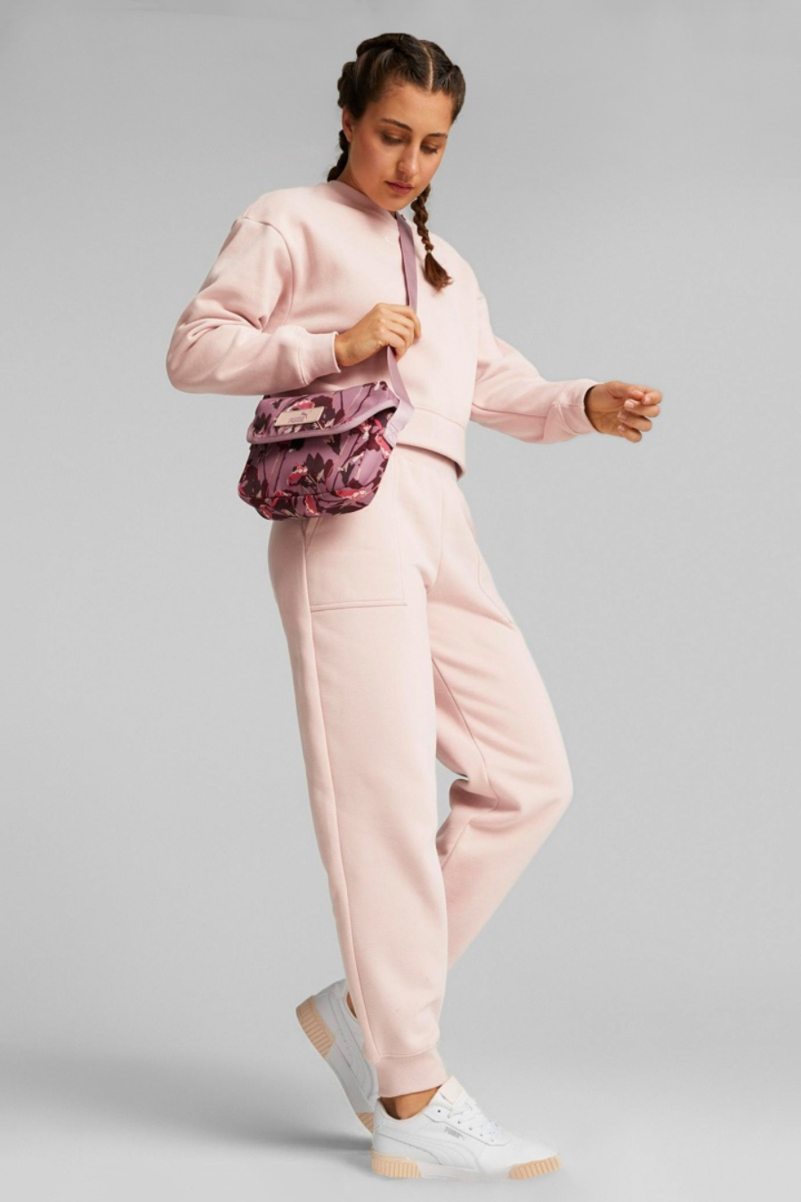 

Костюм женский PUMA Loungewear Suit 67002547 розовый S, Loungewear Suit