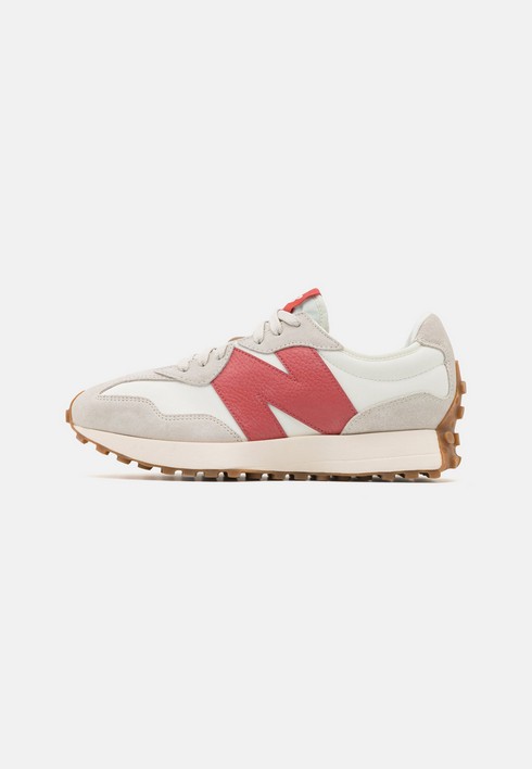 

Кроссовки мужские New Balance 327 Unisex бежевые 43 EU (доставка из-за рубежа), Бежевый, 327 Unisex