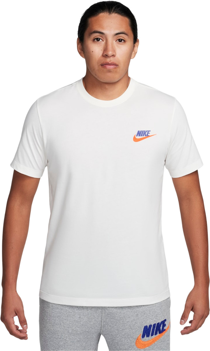 

Футболка мужская Nike M NSW TEE CLUB+ LBR белая M, Белый, M NSW TEE CLUB+ LBR