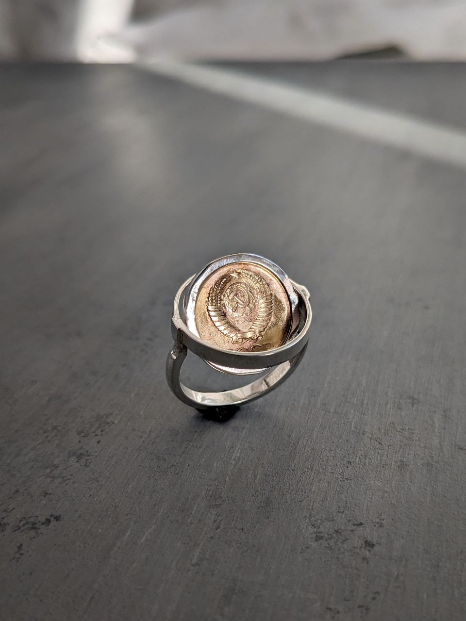 

Кольцо из серебра и меди р. 20 NoBrand копейка, копейка