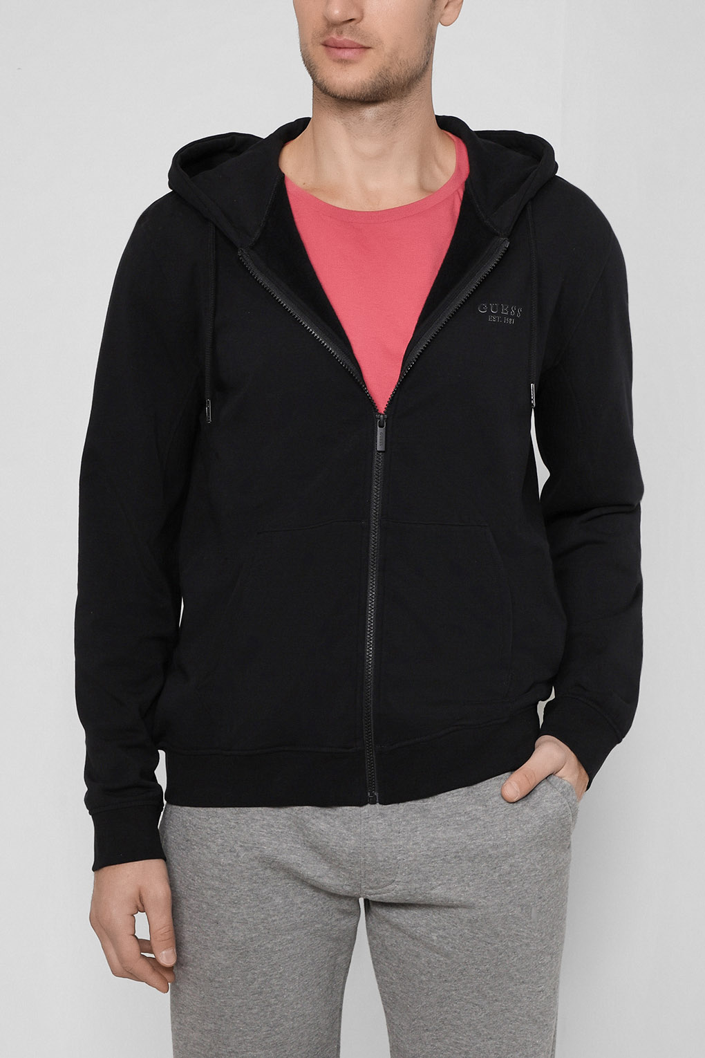 

Толстовка мужская Guess Jeans M2BQ48 K7ON4 черная L, M2BQ48 K7ON4