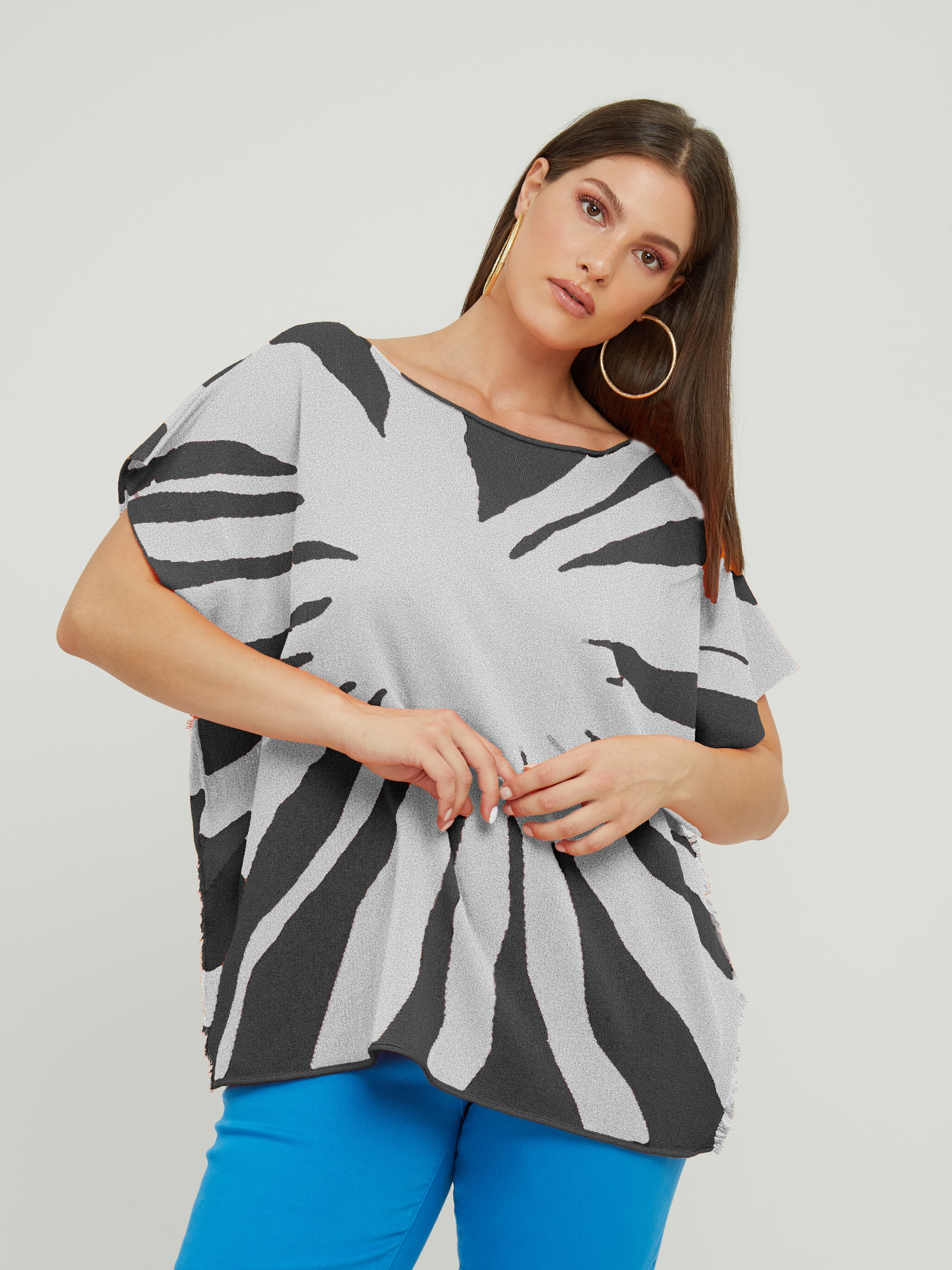 

Джемпер женский MAT fashion Plus size_5002 черный S/M, Plus size_5002