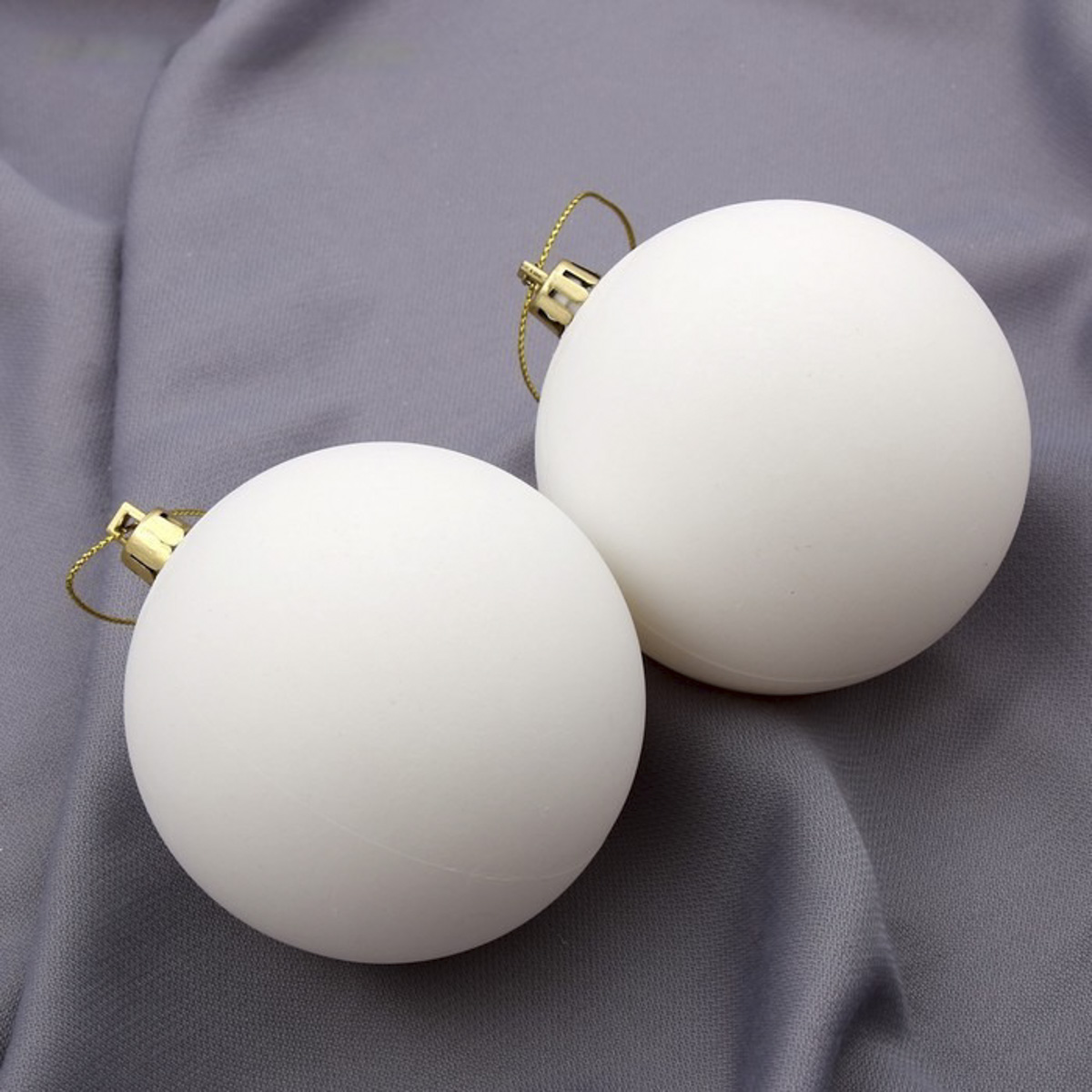 

Шар на ель Зимнее волшебство Матовый 4298873 2 шт. белый, Матовый