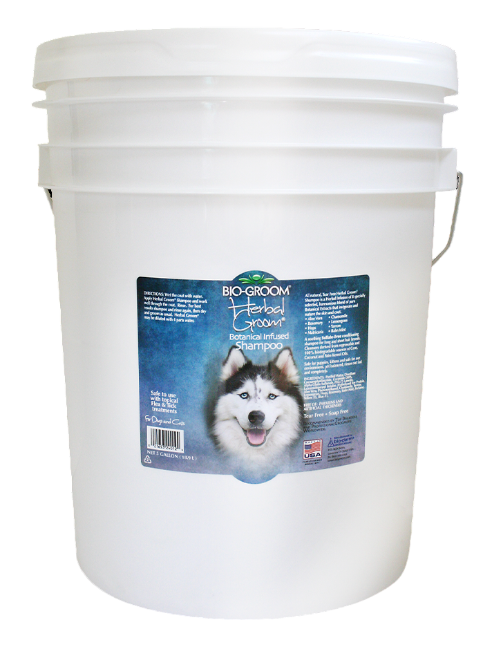 Шампунь для собак и кошек с травами Bio-Groom Herbal Groom концентрат 1 к 4. 19 л
