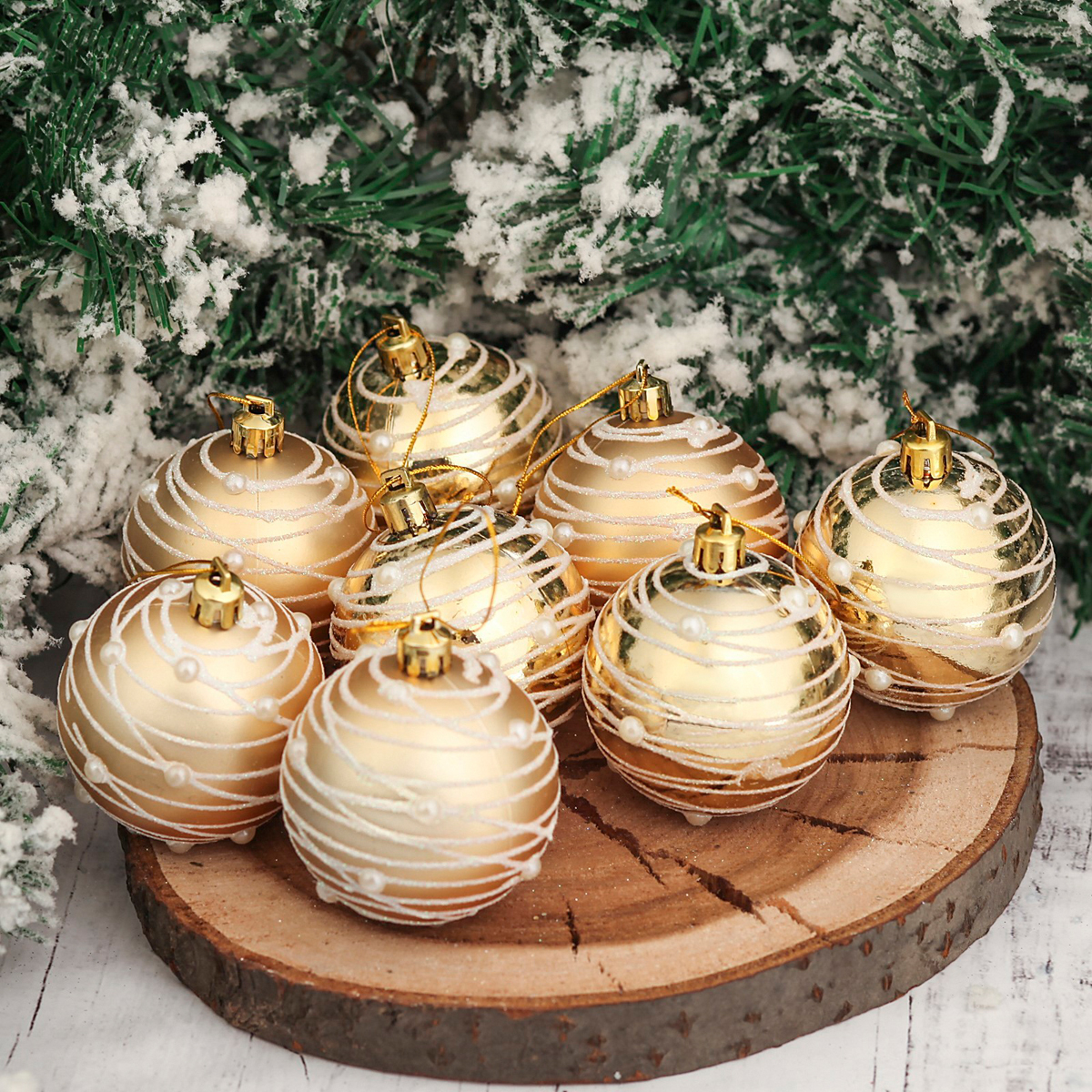 

Шар на ель Зимнее волшебство Жемчужный орион 3249218 8 шт. золотистый, Жемчужный орион