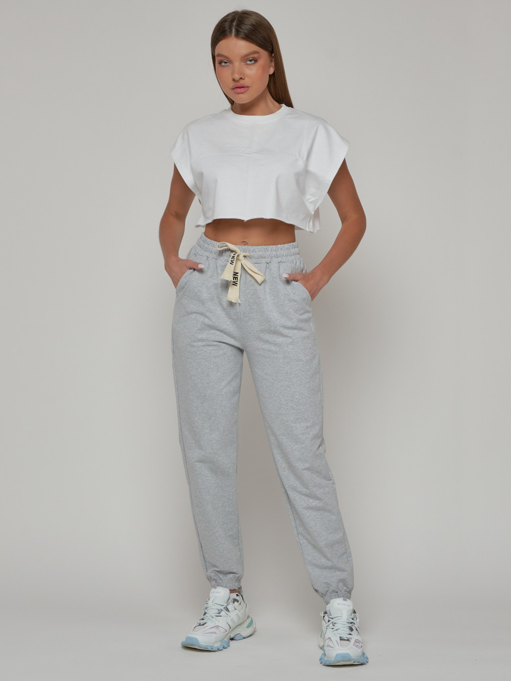 

Спортивные брюки женские MTFORCE 316 серые 52 RU, Серый, 316