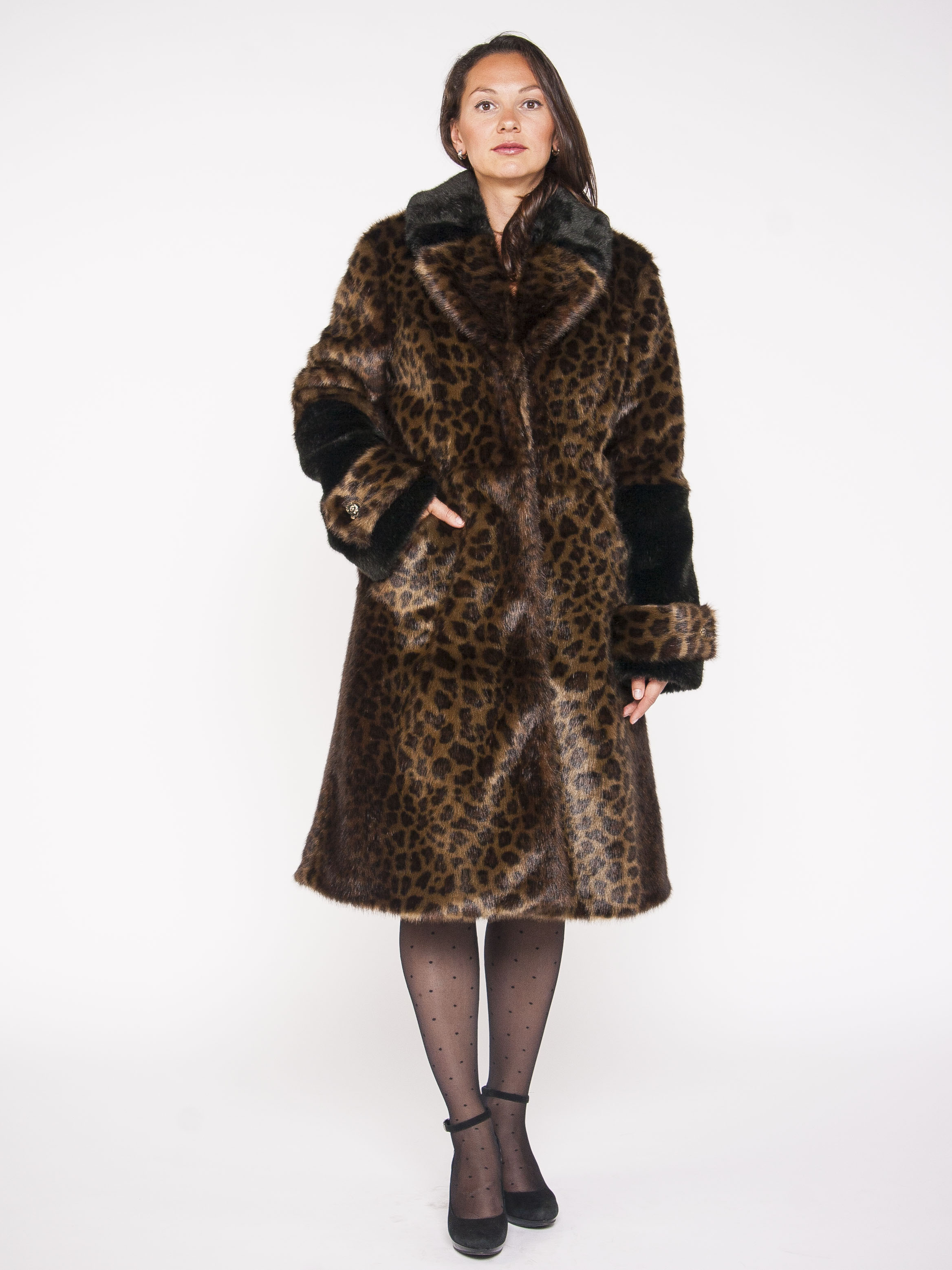 

Шуба женская ICONIC CODE LEO разноцветная 42 RU, LEO