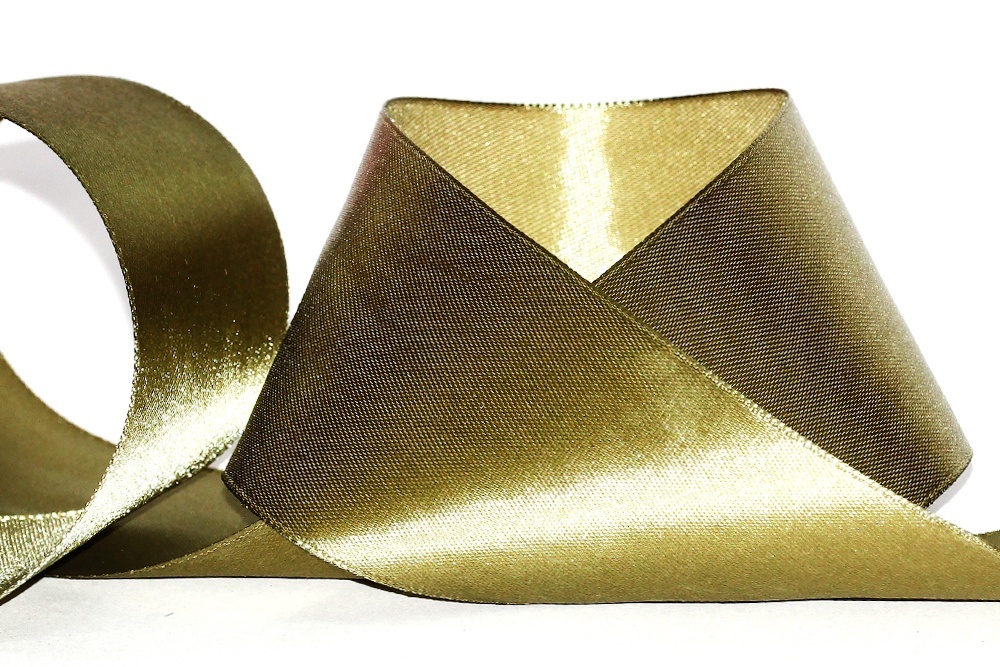 

Gamma 50 мм, 33 +/- 2 м, № 144, цвет темный хаки, Зеленый