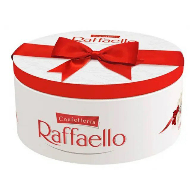 

Конфеты Raffaello Торт с цельным миндальным орехом в кокосовой обсыпке 500 г