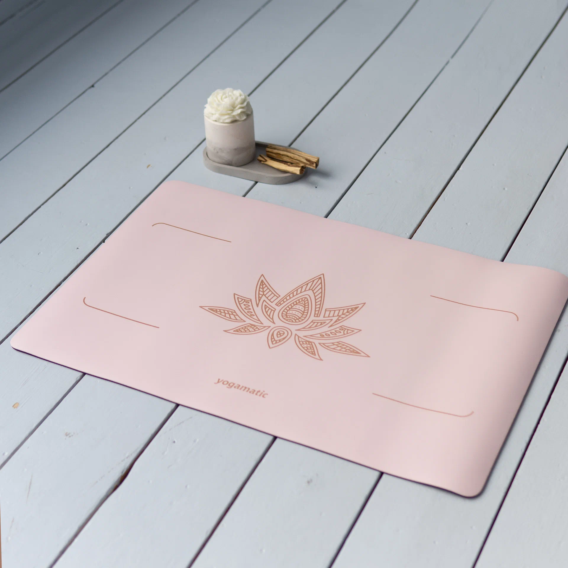 

Мини коврик для йоги Art Yogamatic Yoga Pad Max Aivory 68х45х0.4 см защита коленей розовый, Yoga Pad Max