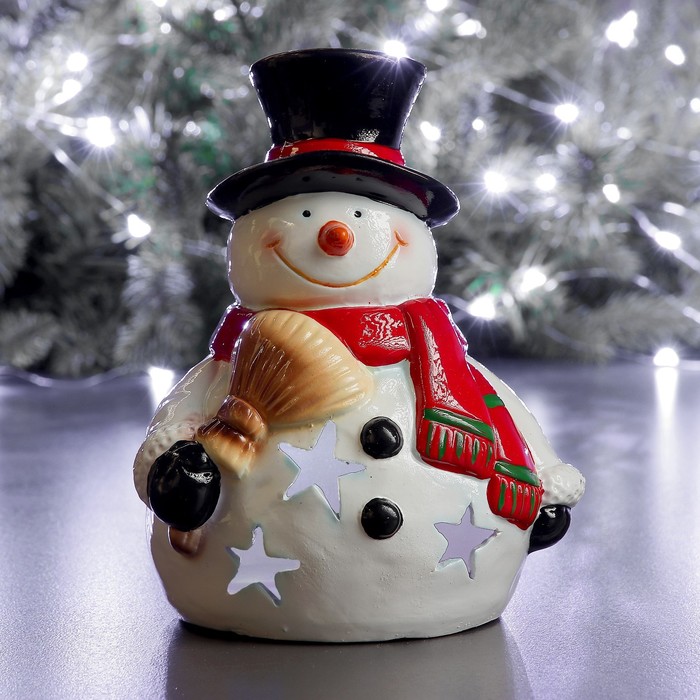 фото Фигура с подсветкой "снеговик с метлой" 13х11х17см хорошие сувениры
