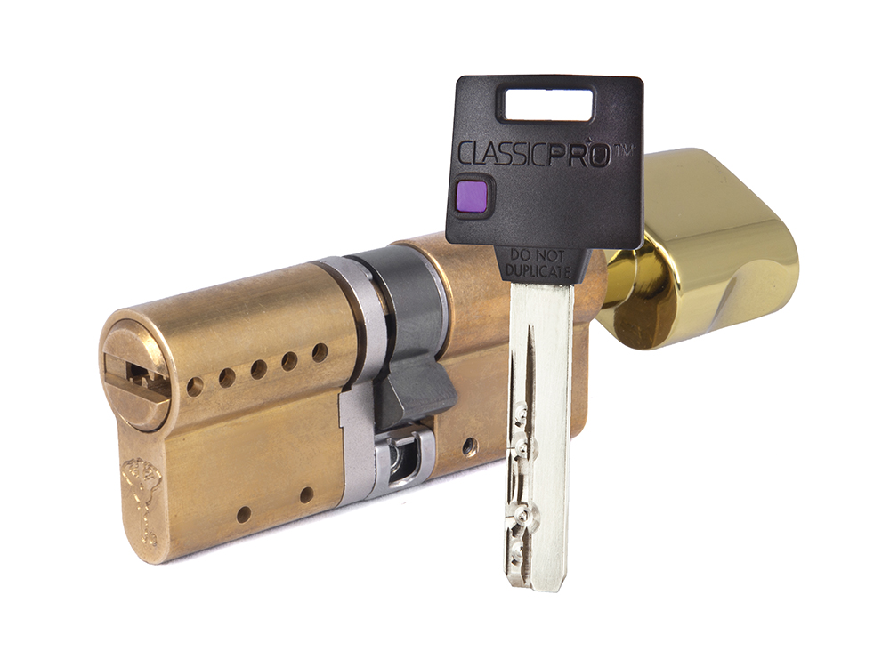 

Цилиндр Mul-t-Lock Classic Pro ключ-вертушка (размер 45х33 мм) - Латунь, Флажок (5 ключей), Золотистый