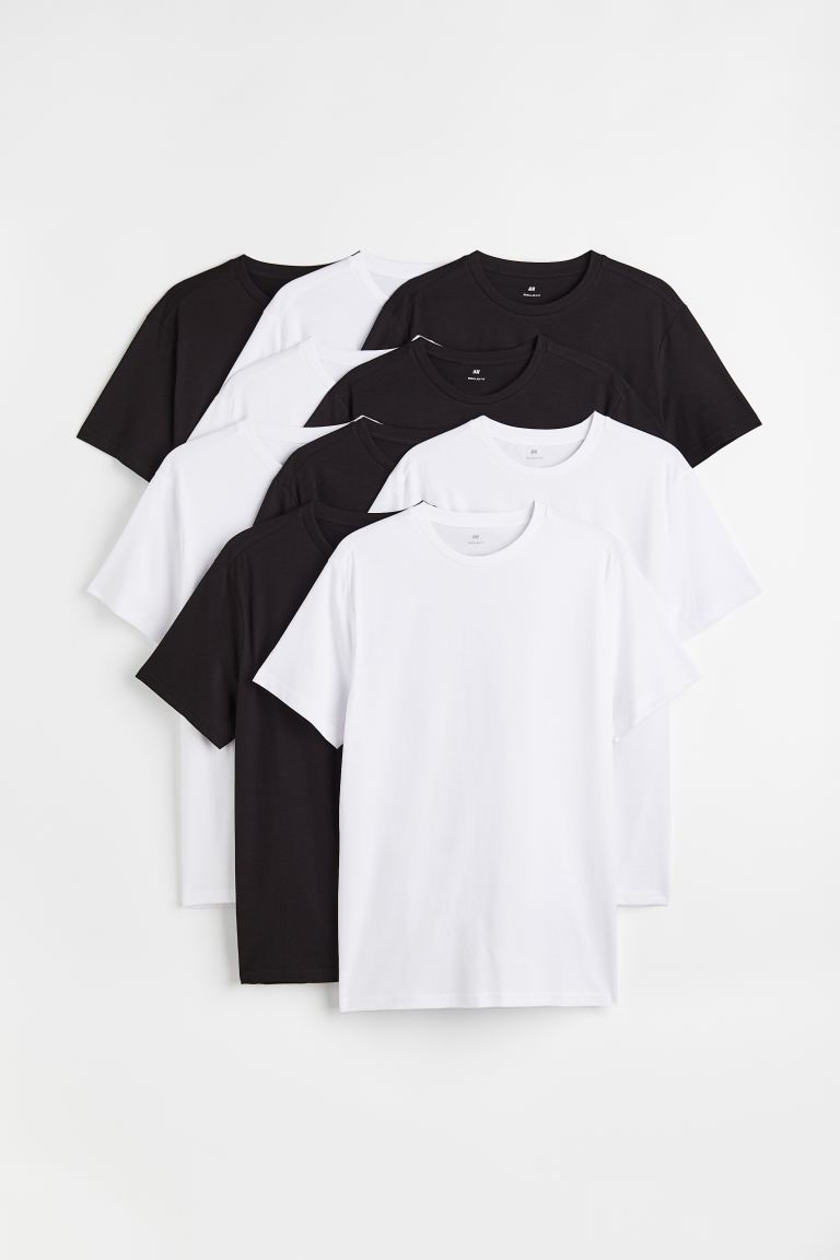 

Комплект футболок мужских H&M 0975620012 черных XL (доставка из-за рубежа), Черный, 0975620012