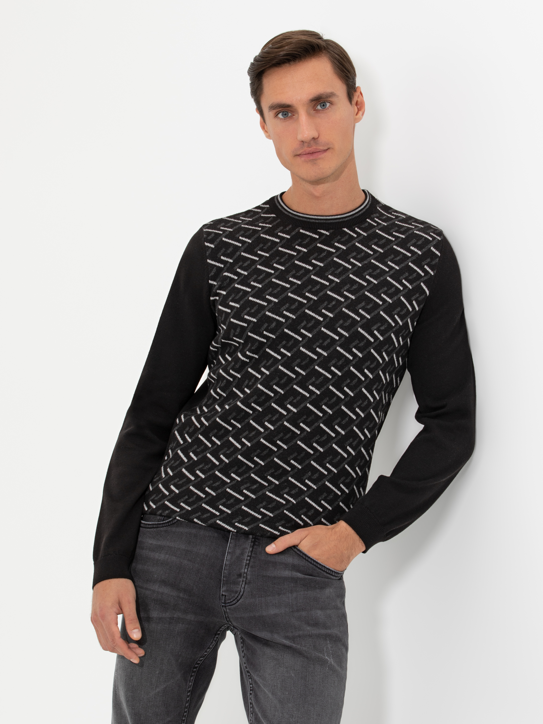 

Джемпер мужской Cacharel G051SZ0TK0LEJULY черный S, G051SZ0TK0LEJULY
