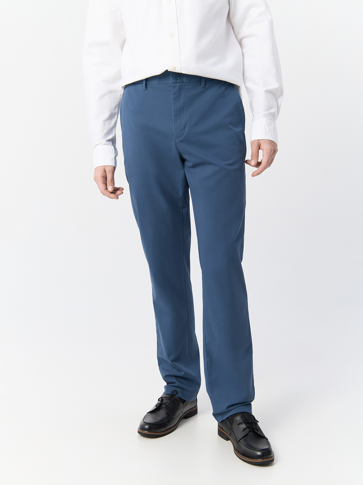 

Брюки мужские Tommy Hilfiger MW0MW25964DBZ синие 31/34, Синий, MW0MW25964DBZ