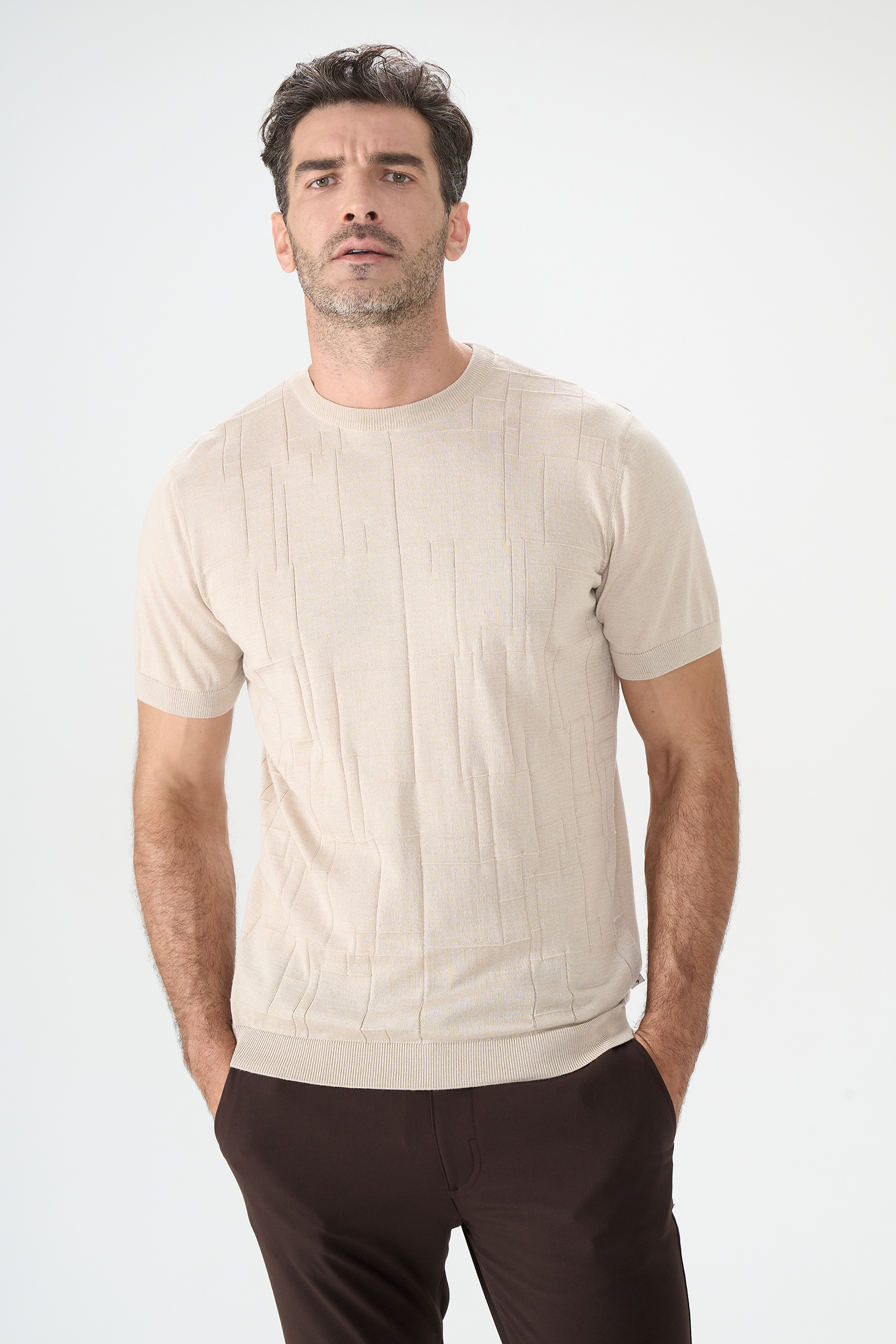 

Джемпер мужской Cacharel G051SZ0TK0TONIO бежевый 2XL, G051SZ0TK0TONIO