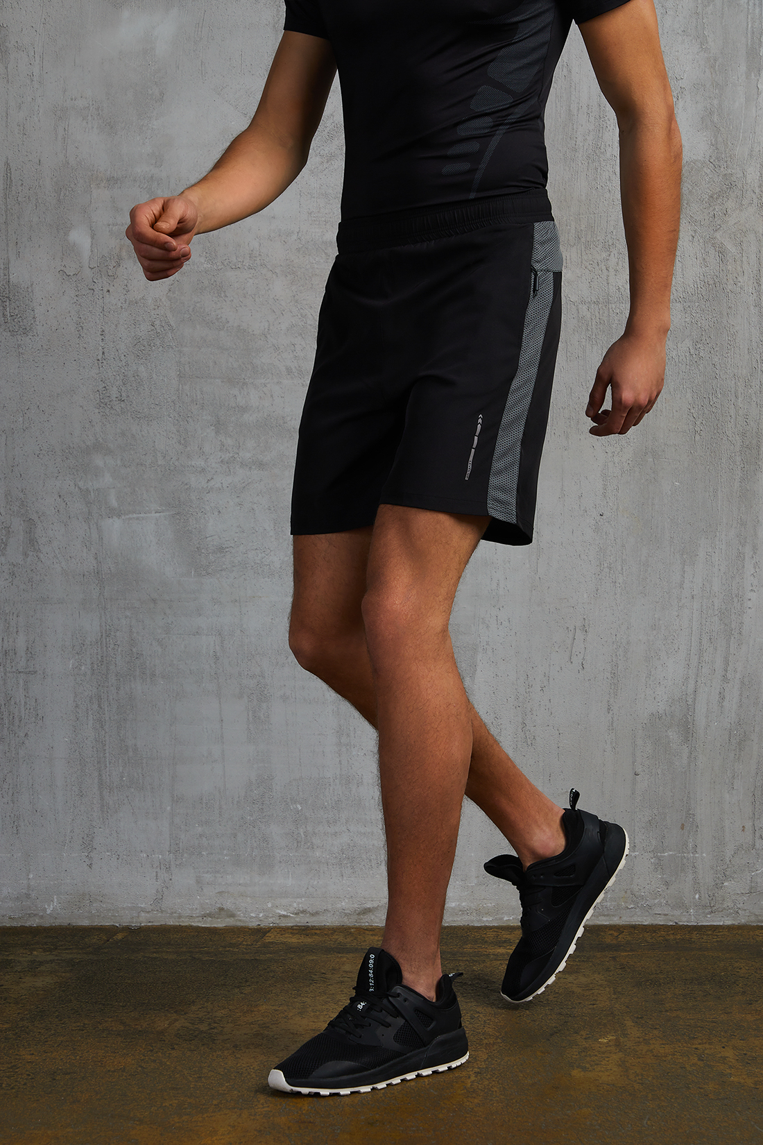 Спортивные шорты мужские Baon B8223501 черные XL