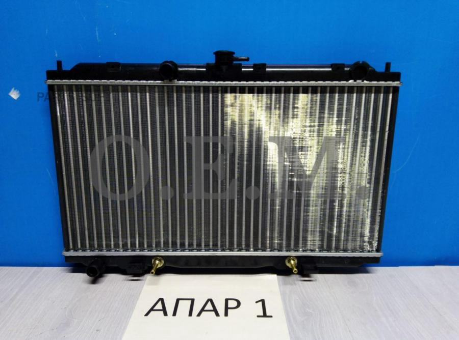 Радиатор охлаждения Nissan Almera N16 / Primera P12 1.5-1.8 (00-08) TERMAL 257345