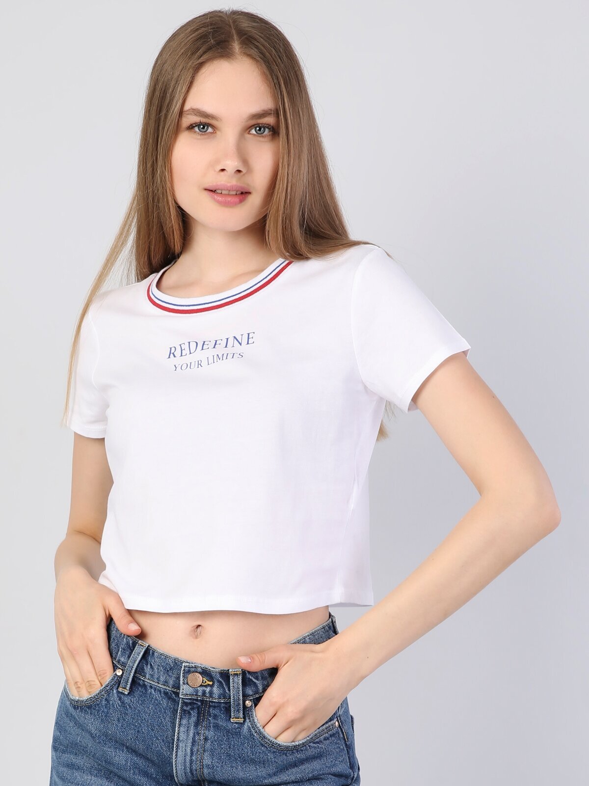 

Футболка женская Colin's CL1044383_Q1.V1 белая M, CL1044383_Q1.V1