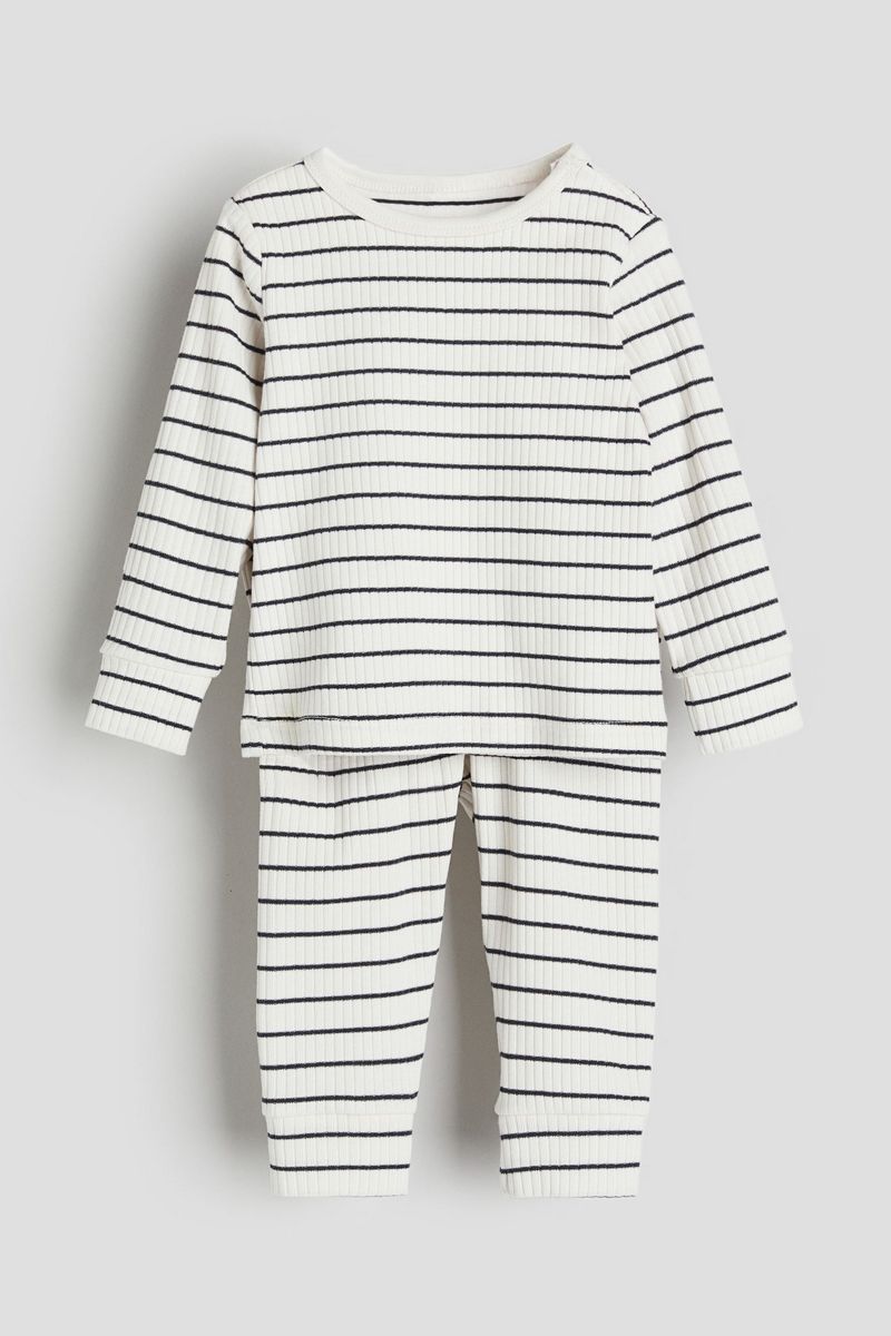 

Костюм повседневный детский H&M 0867135, белый, 92, 0867135