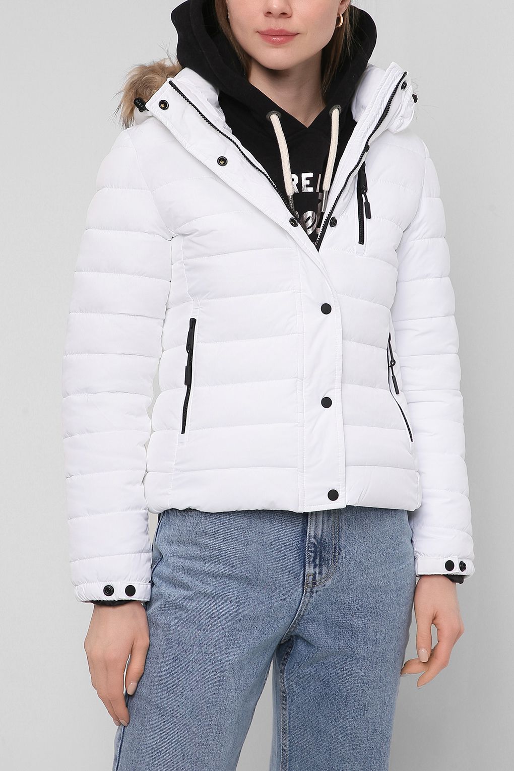 

Куртка женская Superdry W5011059A белая 12, W5011059A