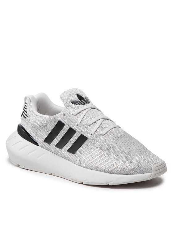 

Кроссовки женские Swift Run 22 W GV7969 adidas серый 36,5 EU, Swift Run 22 W GV7969