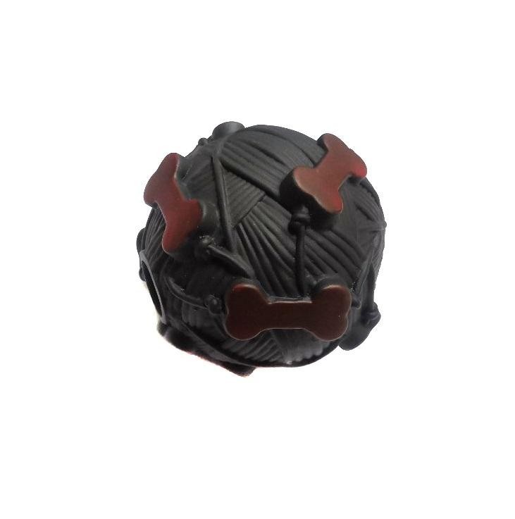 фото Игрушка для собак мячик звуковая с отверстием для лакомства 9 см черный nobrand