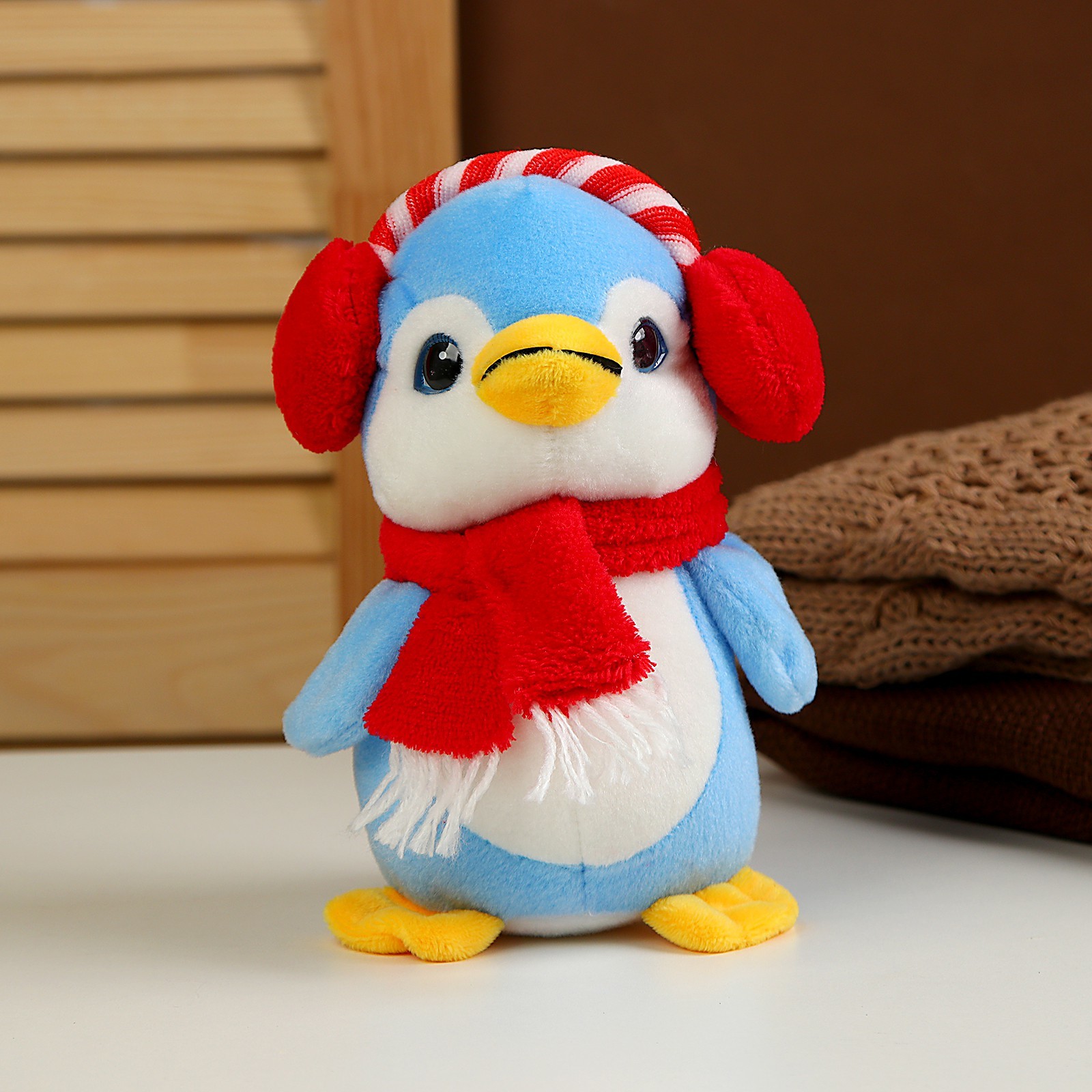 Мягкая игрушка Пингвин в наушниках, 20 см, синий