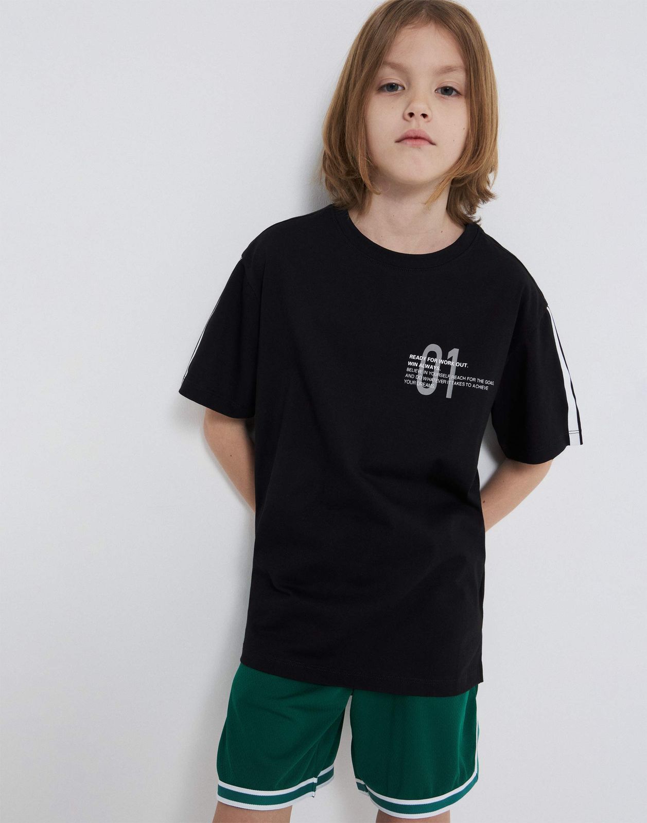 Спортивная футболка для мальчика Gloria Jeans BRT000047 черный 12-14л/164