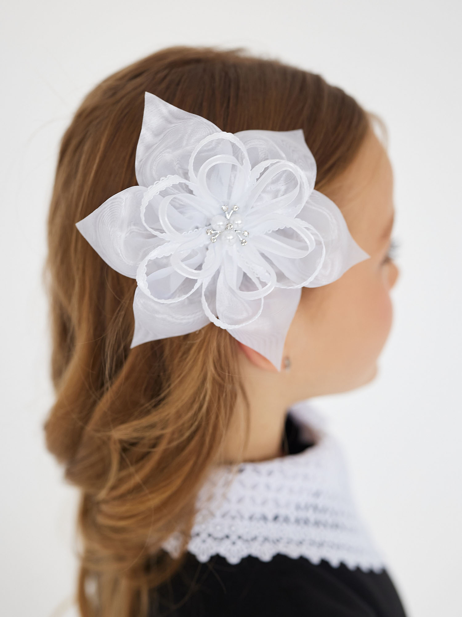 

Batik Брошь-заколка Цветок с бусинками (002), размер Б/р, цвет Белый, 002