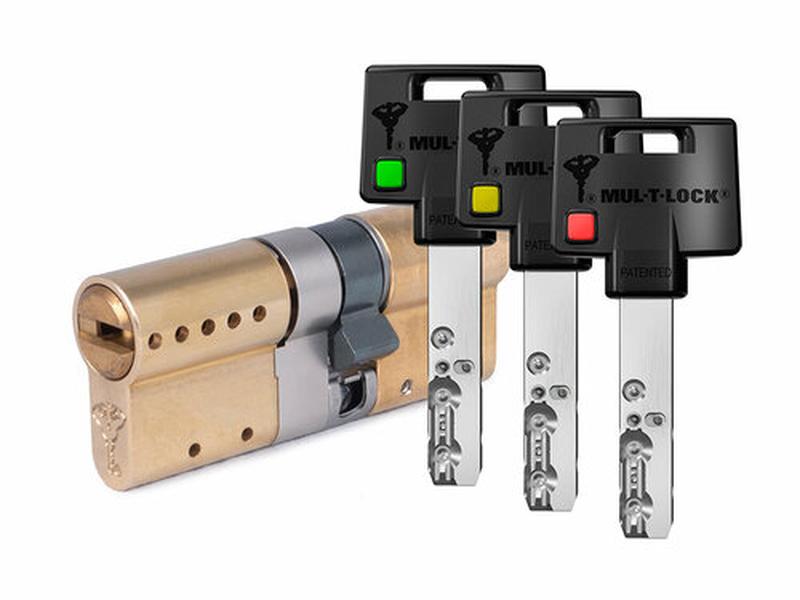 

Цилиндр Mul-t-Lock MTL600 Светофор ключ-ключ (размер 65х40 мм) - Латунь, Флажок, Золотистый