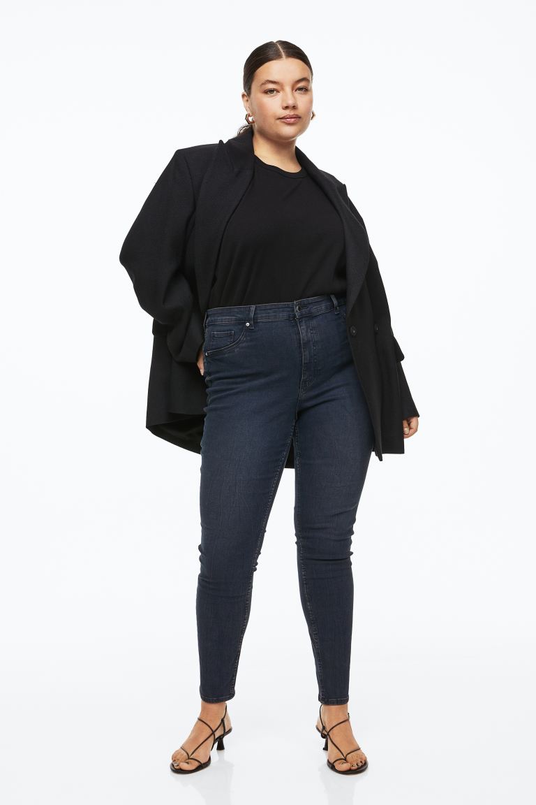 

Джинсы женские H&M 0983947026 синие 58 IT (доставка из-за рубежа), 0983947026